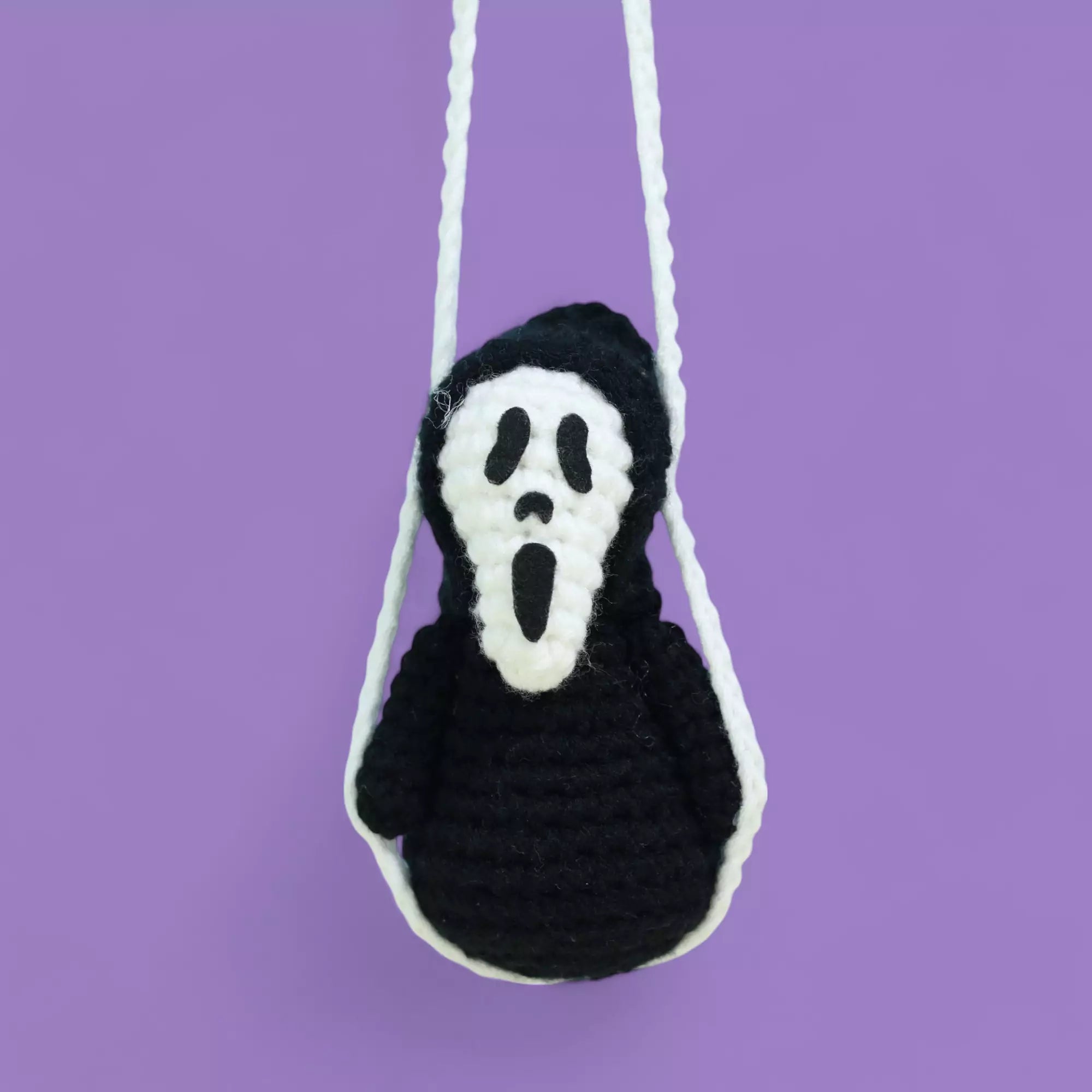 Halloween Ghost Face Hanging Crochet Pattern