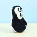 Halloween Ghost Face Hanging Crochet Pattern - Hooktasy