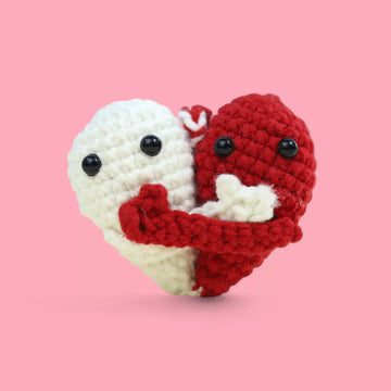 Hugging Heart Keychain Pattern