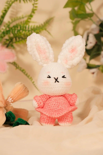 Free crochet bunny pattern - Hooktasy